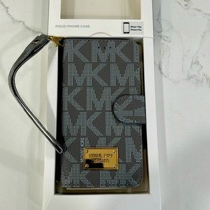 Michael kors iPhone 7 Plus /8 plus wallet case NEW